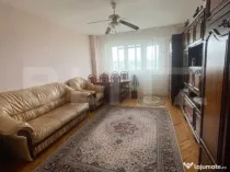 Apartament decomandat de 3 camere, 2 bai , 2 balcoane, Zoril