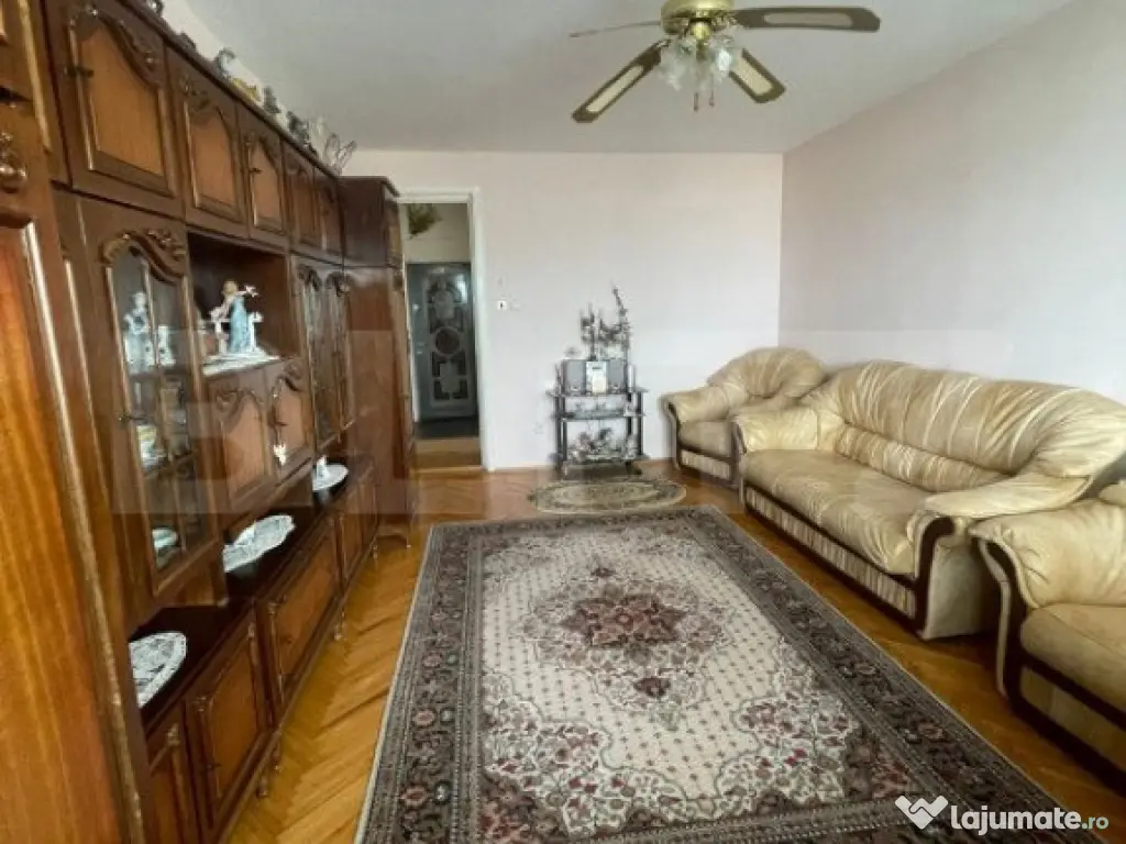 Apartament decomandat de 3 camere, 2 bai , 2 balcoane, Zoril