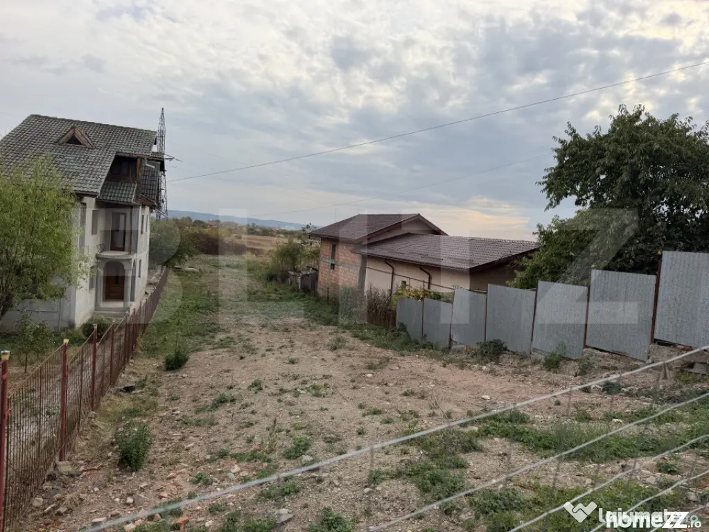 Teren intravilan 1500 mp , zona Calea București - Targu Jiu (Gorj)