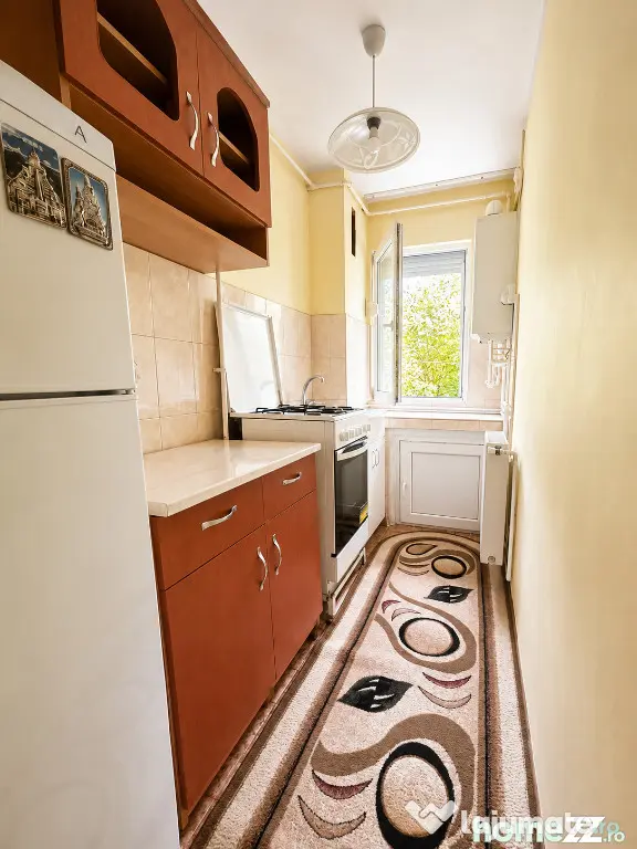 Apartament 2 camere, mobilat, utilat, parter inalt, zona Astra!
