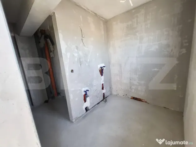 Apartament cu 3 camere, zona strazii Traian Vuia