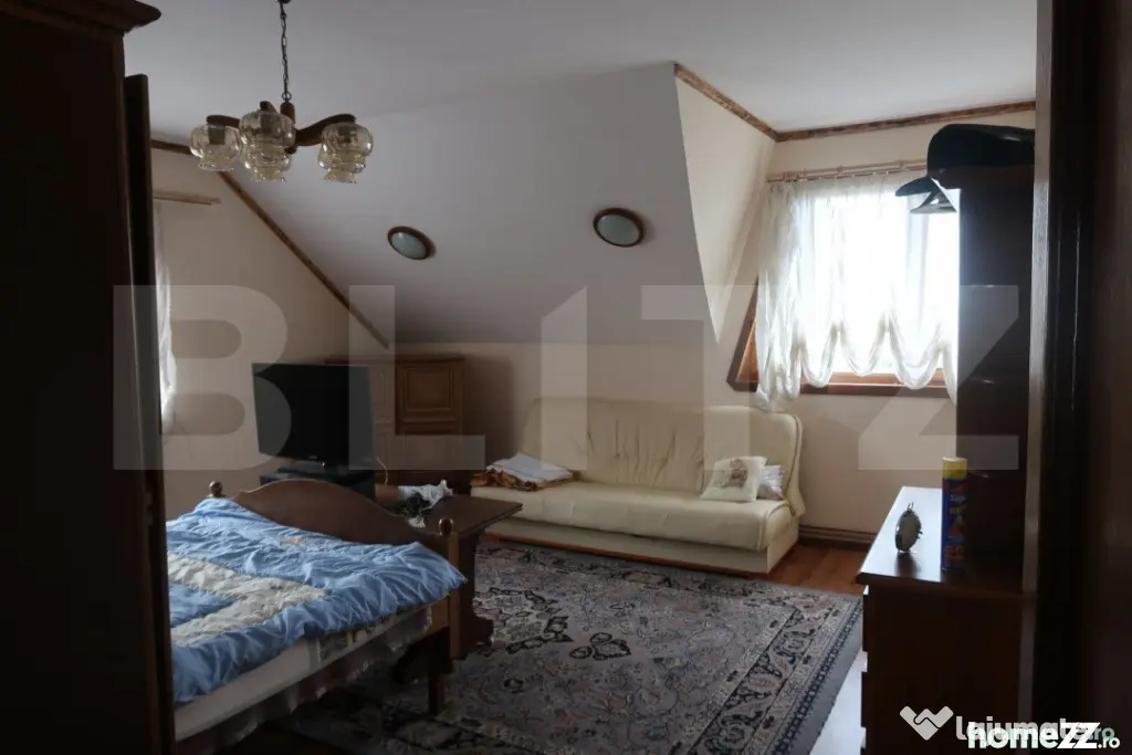 Casa, 7 Camere, Paulesti, teren 1700mp - Ploiesti (Prahova)