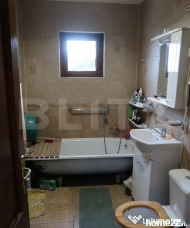 Casa, 7 Camere, Paulesti, teren 1700mp - Ploiesti (Prahova)
