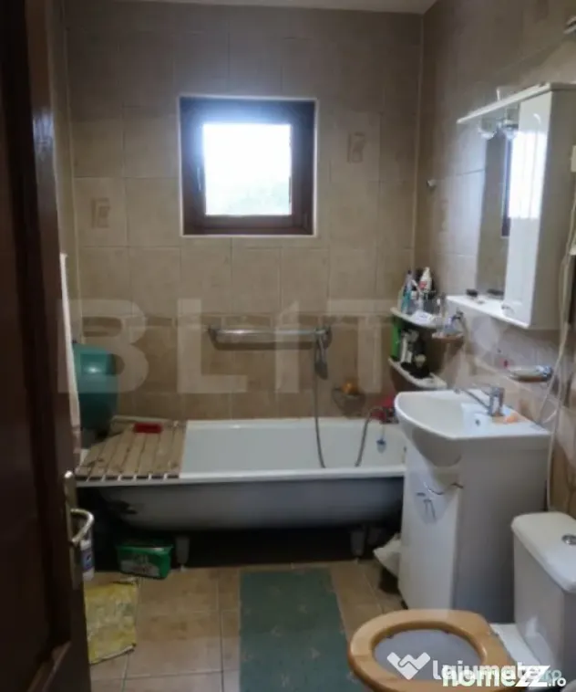 Casa, 7 Camere, Paulesti, teren 1700mp - Ploiesti (Prahova)