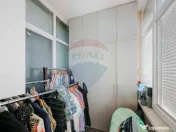 Apartament cu 4 camere și garaj de vânzare în zona Uni... 