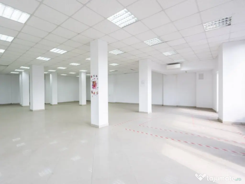 Ferdinand Cladire Birouri -