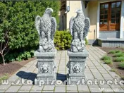Set 2 statuete vulturi cu socluri, gri antichizat. 