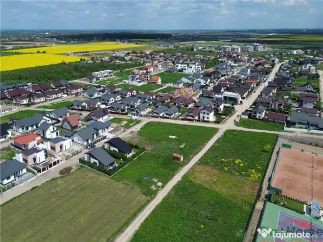 Teren intravilan de in Livada 1.039mp langa terenul de Teni