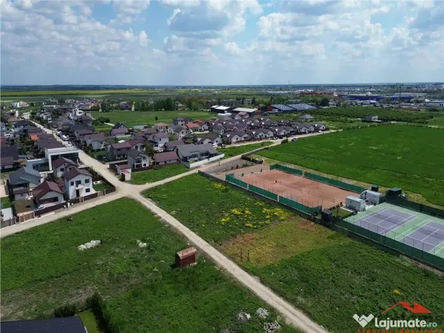 Teren intravilan de in Livada 1.039mp langa terenul de Teni
