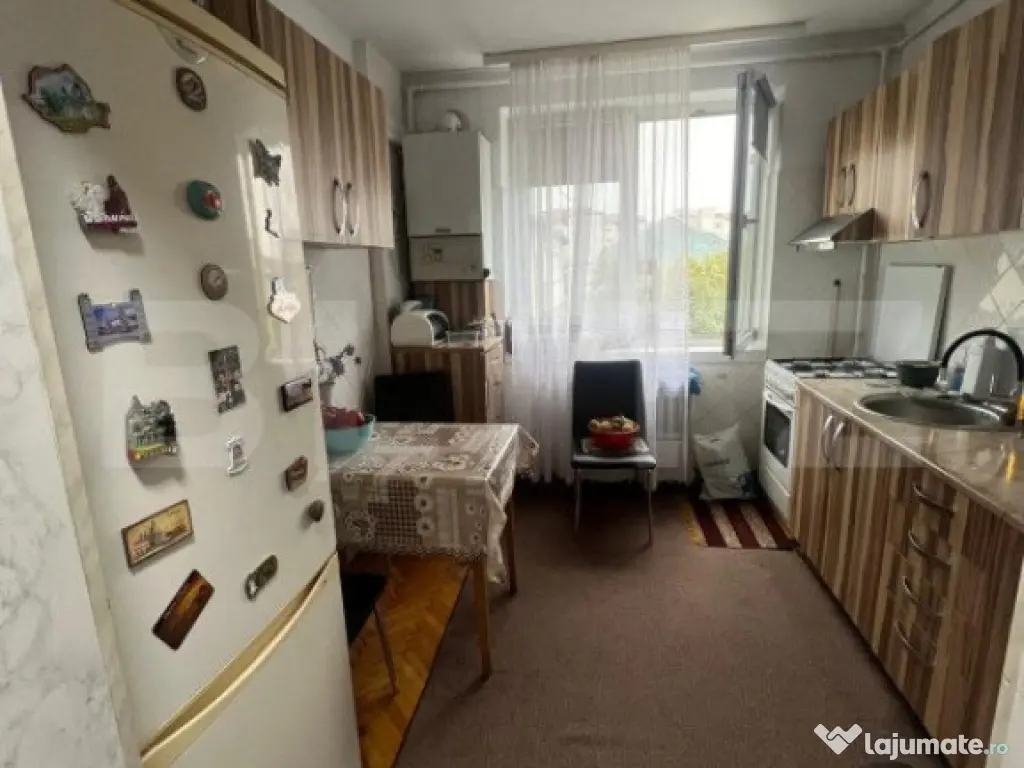 Apartament 3 Camere, Zona Imparatul Traian, 70 mp