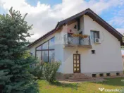 Vilă elegantă în Sânmartin – mobilată, lângă Bă... 