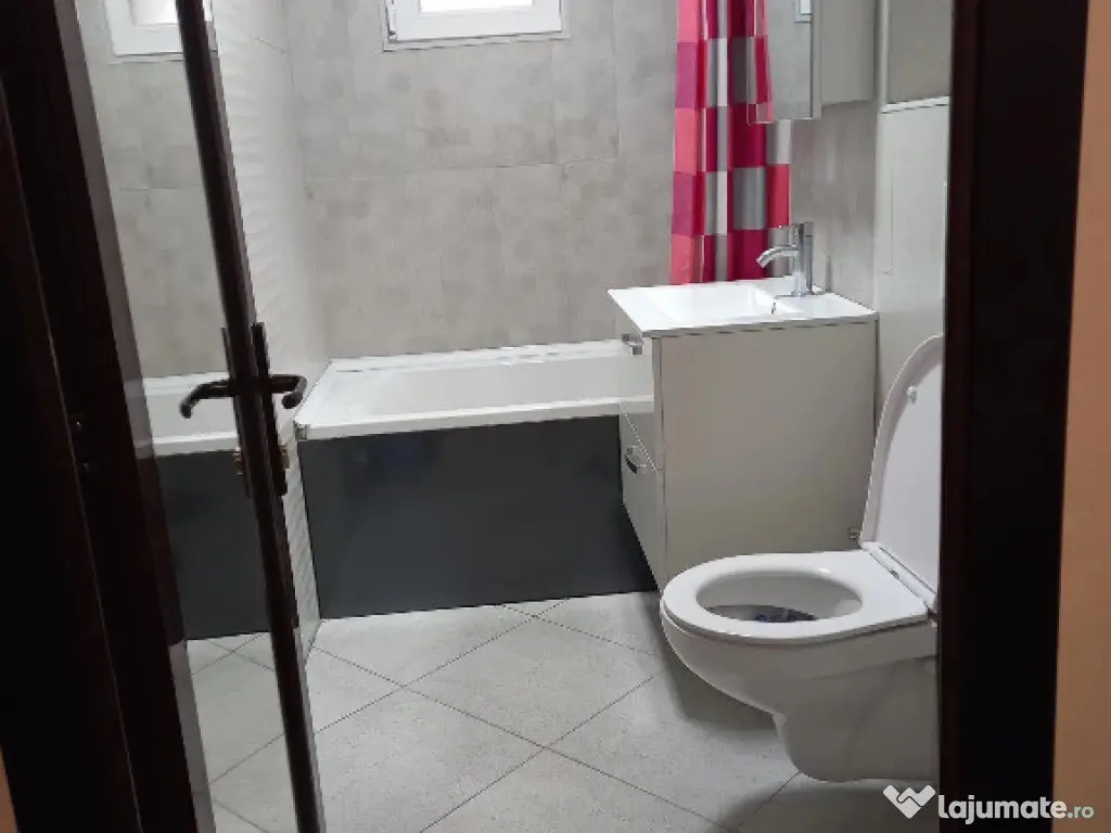 Apartament cu 2 camere, decomandat - zona Astra