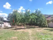 Casa veche si teren Izvorani - toate utilitatile 