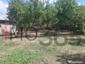 Casa veche si teren Izvorani - toate utilitatile 