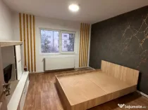 Apartament 3 camere, situat in zona CET