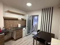Apartament 3 camere, situat in zona CET