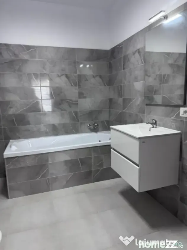 Apartament 100mp, bloc nou, Radauti