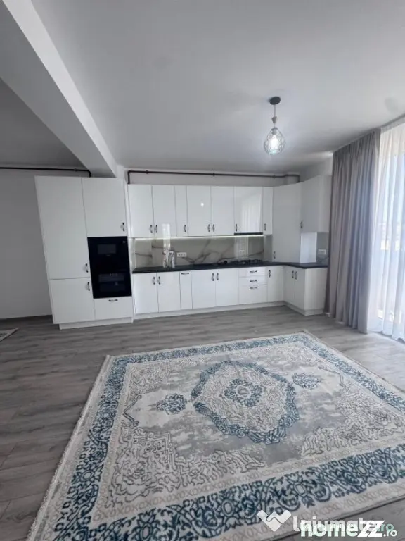Apartament 100mp, bloc nou, Radauti