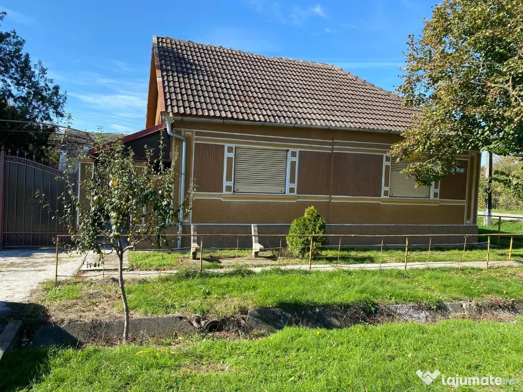 CASA 4 CAMERE - NADAB ( 35 km de Arad )