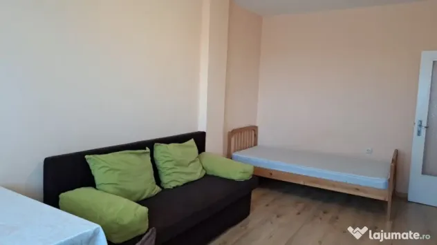 Apartament cu o camera in zona Piata 700