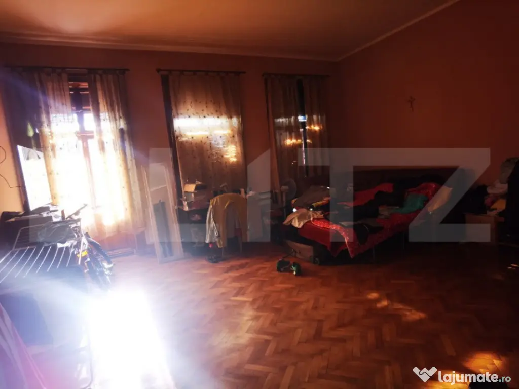 Apartament cu 4 camere , 149mp, zona Traian