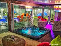 Casa individuala , piscina si jacuzzi, LUX, zona Calea Aradului