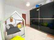 Apartament 3 camere, Gheorghe Doja, Oradea,70 mp. 125 000... 