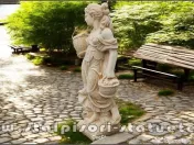 Statuetă fata cu coșulețe, galben patinat, model S23. 