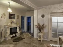 De vazare casa moderna cu un miniapartament suplimentar la