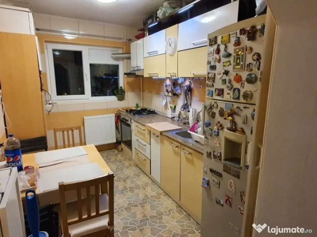 Oltenitei apartament 3 camere