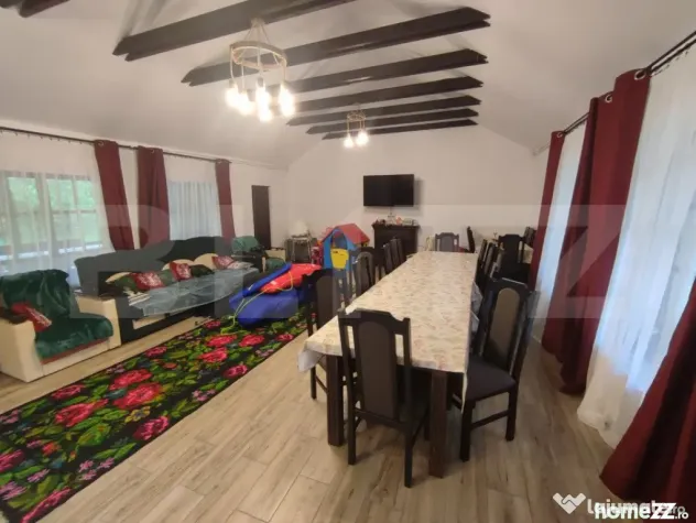 Casa de vacanta si anexe in Stulpicani - Suceava (Suceava)