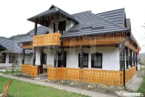 Casa de vacanta si anexe in Stulpicani