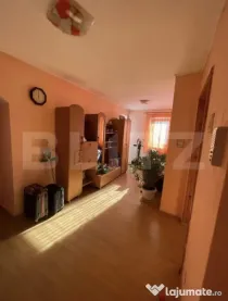 Apartament 3 camere, 63mp, decomandat, Siret