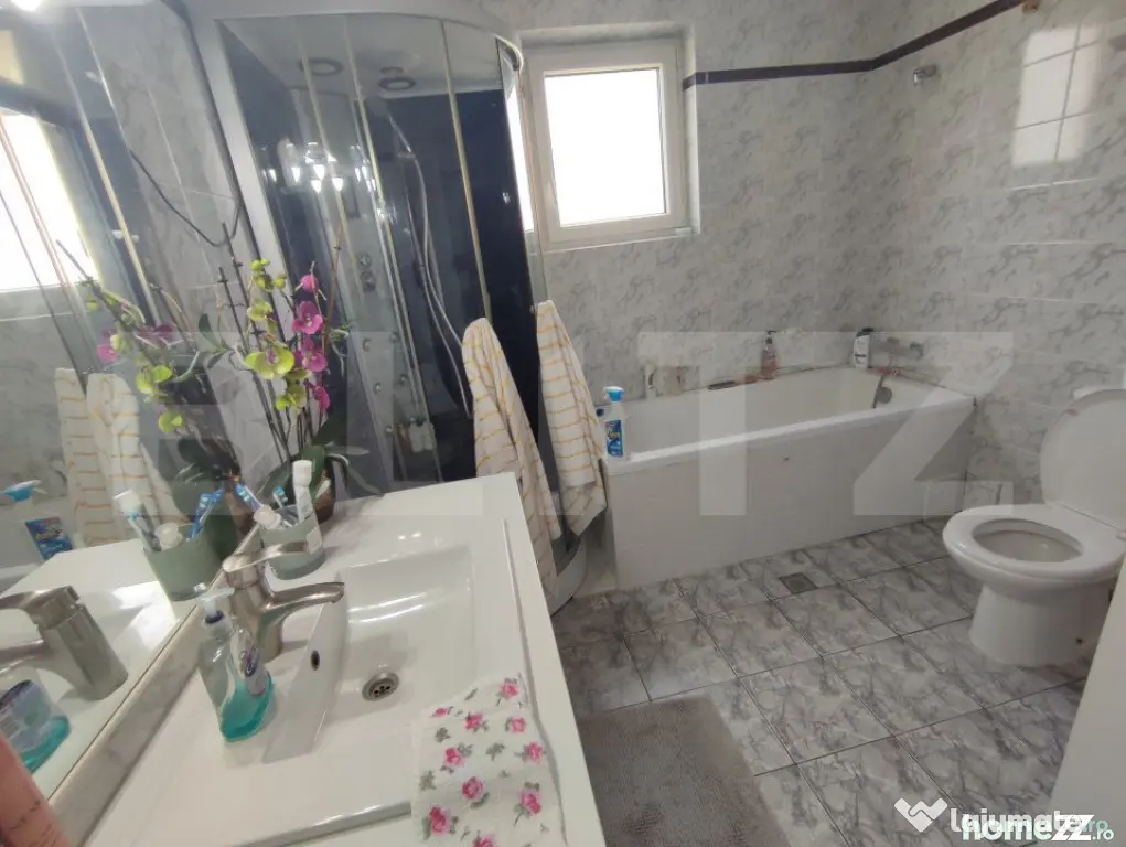 Casa premium central Iaslovat, 300 mp