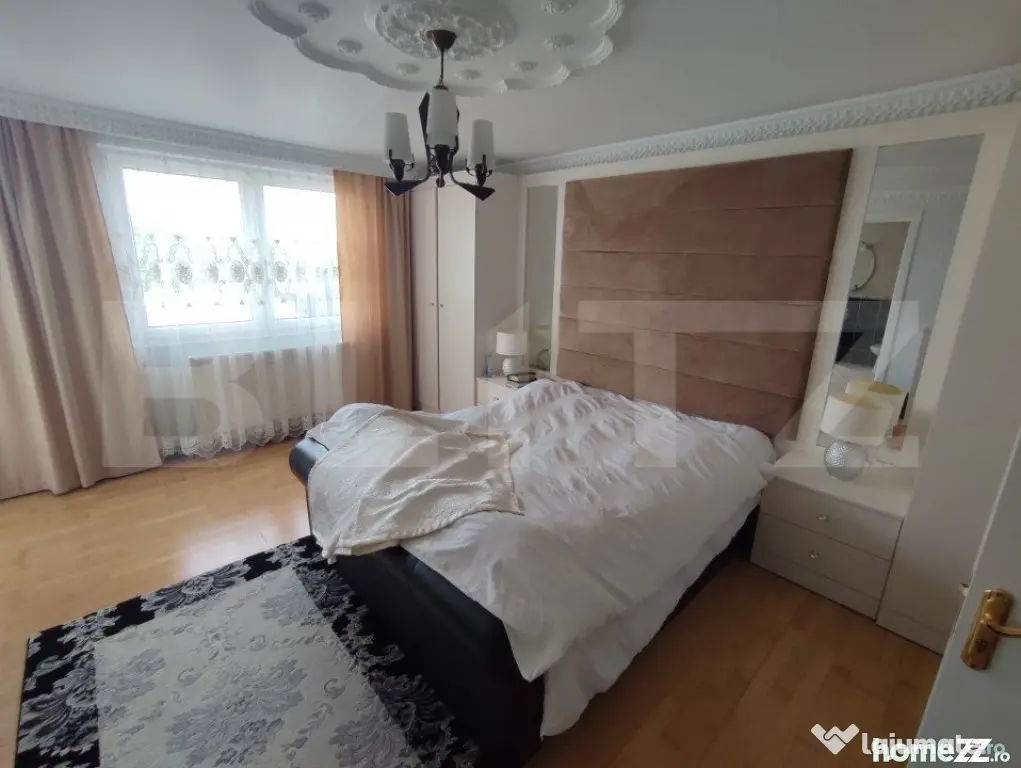 Casa premium central Iaslovat, 300 mp