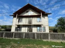 Casa individuala 240mp, semifinisat, loc.Dolhasca