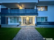Apartament 3 camere 160mp+curte 300mp, AC, centrala termica,
