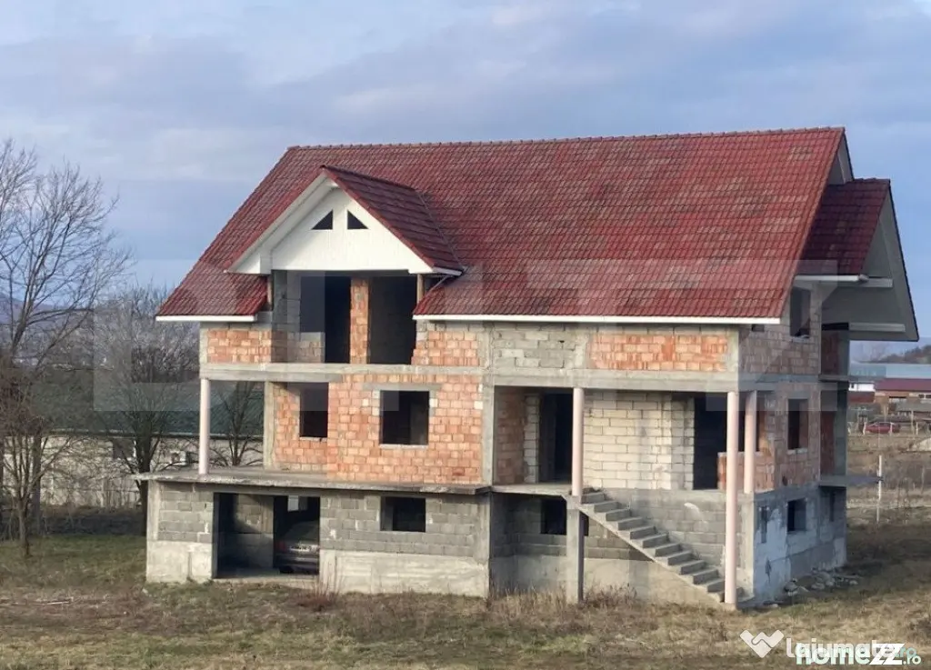 Casă de vânzare la roșu,500 mp utili potențial Unic, loc - Dej (Cluj)