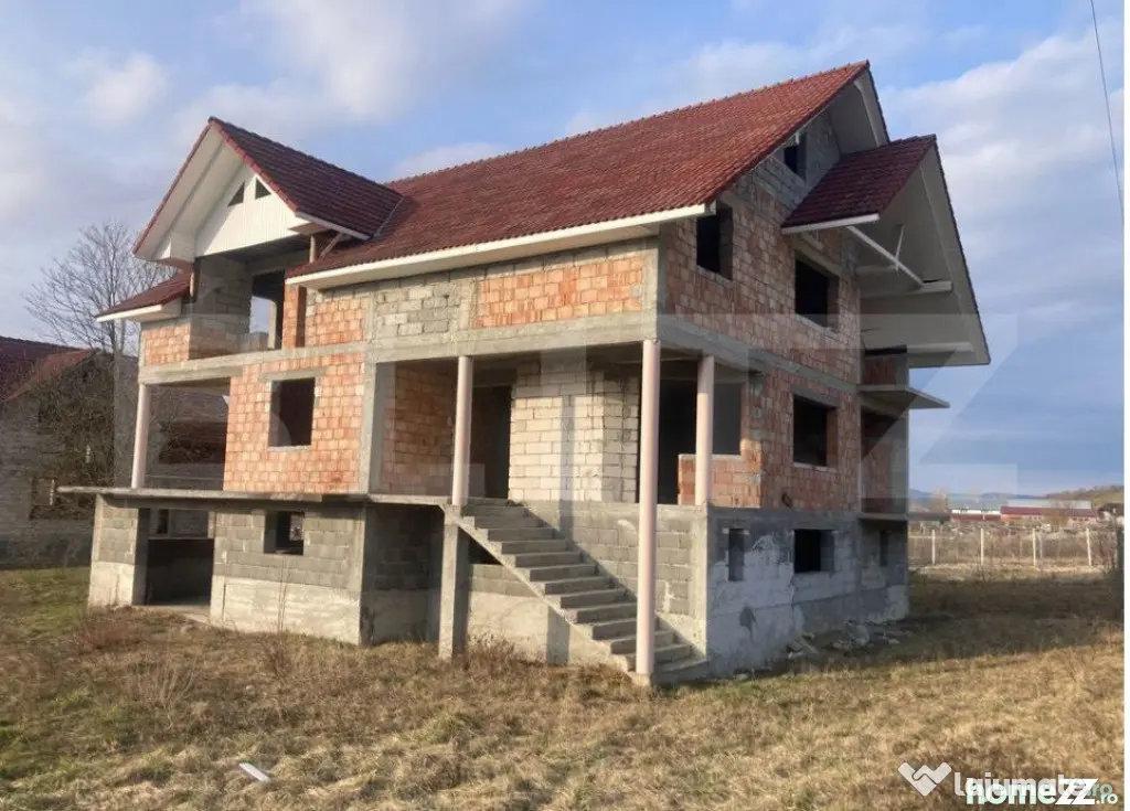 Casă de vânzare la roșu,500 mp utili potențial Unic, loc - Dej (Cluj)
