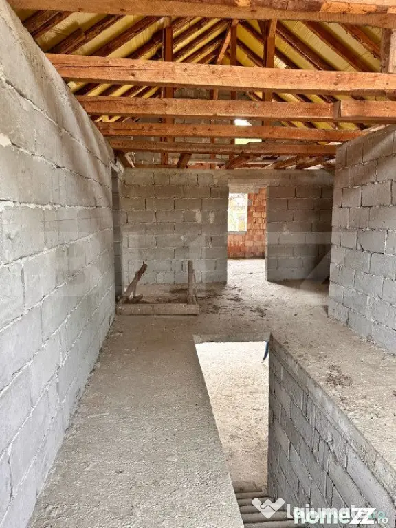 Casă de vânzare la roșu,500 mp utili potențial Unic, loc - Dej (Cluj)