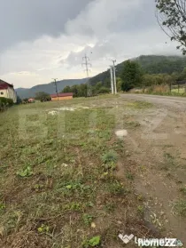 Teren de vânzare în Bucșoaia, oraș Frasin – 3225 mp