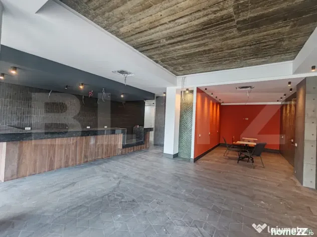 Spatiu comercial cafenea, 3 incaperi, 110 mp, zona Centrala