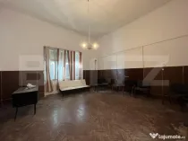 Spatiu Comercial de vanzare, 3 incaperi, 80 mp, zona exterio
