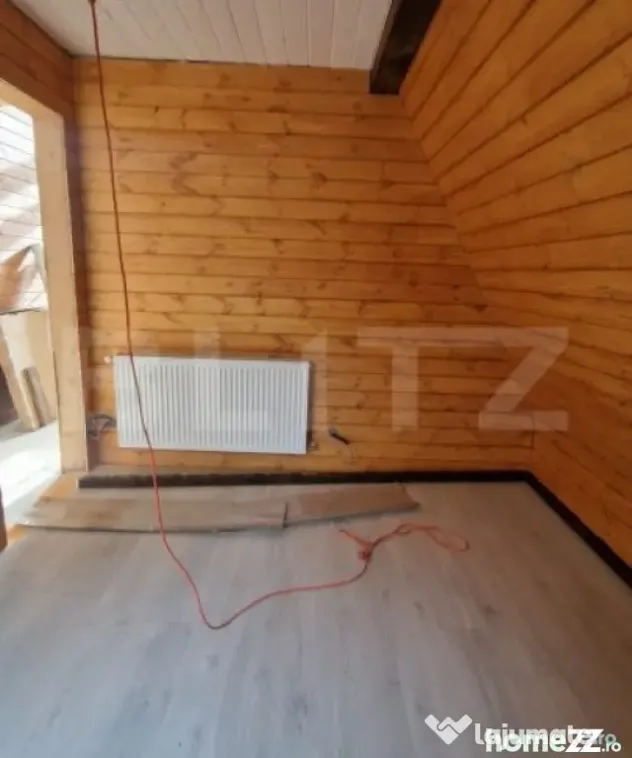 Pachet de 3 case in zona Tohanita, case tip A-frame , 400 m
