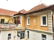 Apartament de vanzare, cu 4 camere, 80 mp, zona Cetate