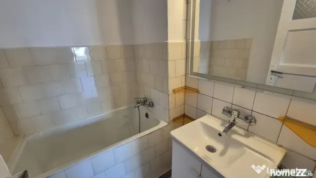 Apartament cu 3 camere 60,15 mp - piata Romana - comision 0%