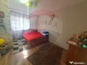 Garsoniera de vanzare la etajul 2 in Marasesti 