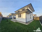 Vila lux 4 camere (dormitor parter) in Domnesti 