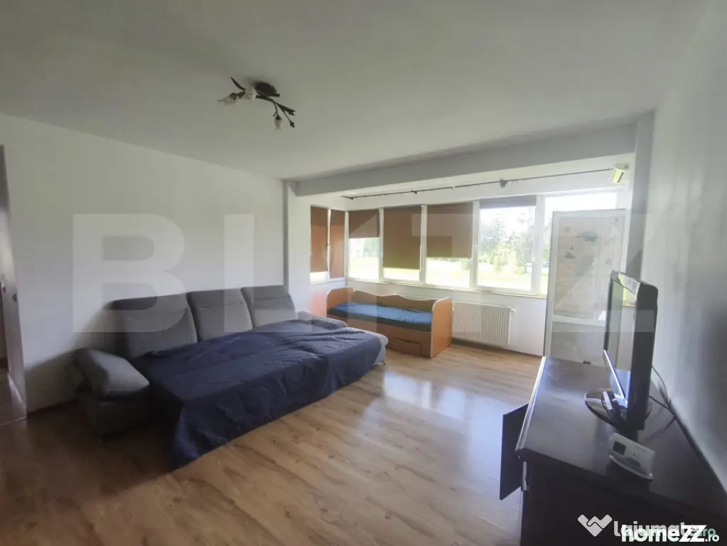 Apartament de inchiriat cu 2 camere, 80 mp, etaj intermediar