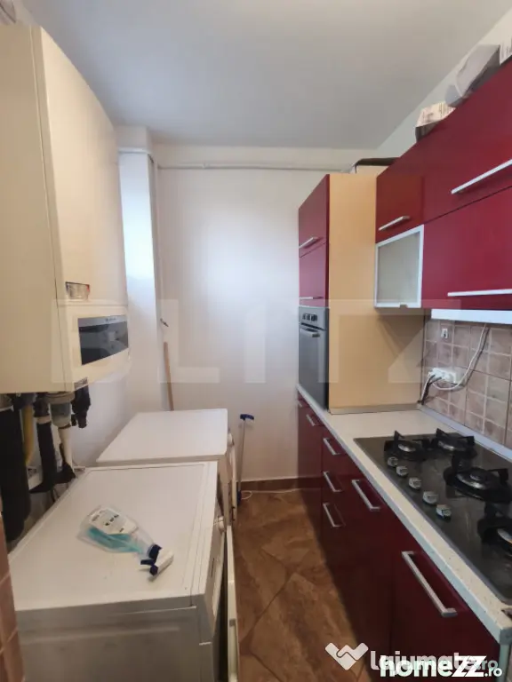 Apartament de inchiriat cu 2 camere, 80 mp, etaj intermediar